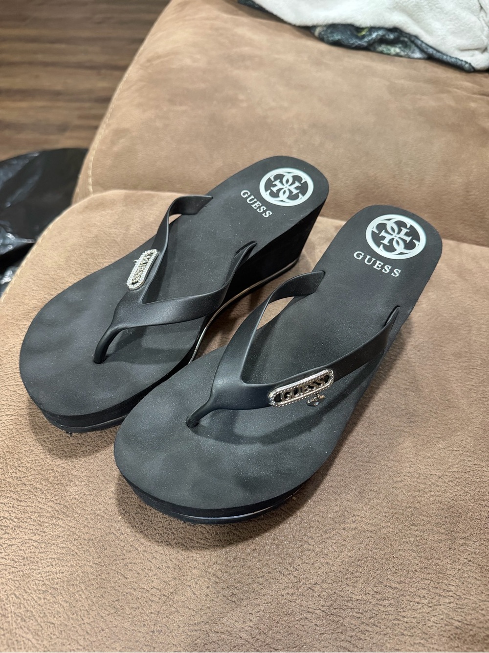 Guess Black Wedge Flip Sandals with Silver Logo Accent